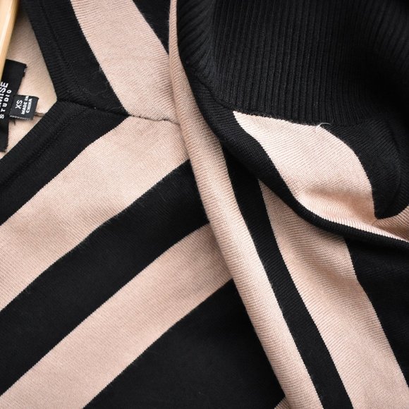 Premise Striped Chevron Batwing Sweater Top - Picture 10 of 12